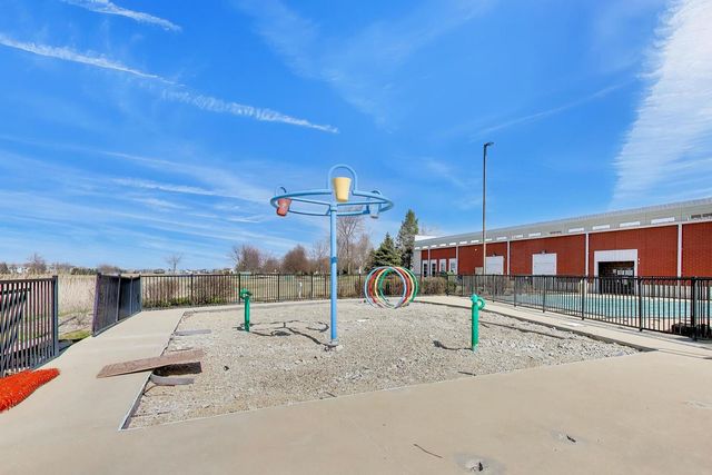 1286 SHAMROCK Lane, Pingree Grove, IL 60140