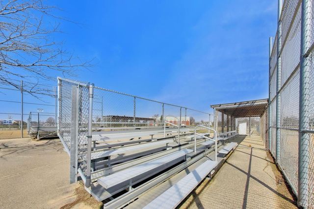 1286 SHAMROCK Lane, Pingree Grove, IL 60140