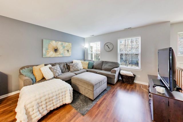 1286 SHAMROCK Lane, Pingree Grove, IL 60140