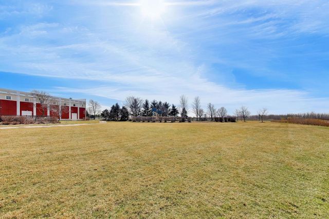 1286 SHAMROCK Lane, Pingree Grove, IL 60140