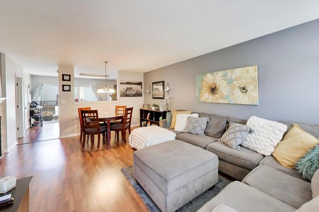 1286 SHAMROCK Lane, Pingree Grove, IL 60140