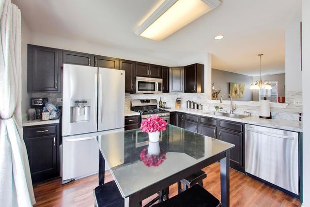 1286 SHAMROCK Lane, Pingree Grove, IL 60140