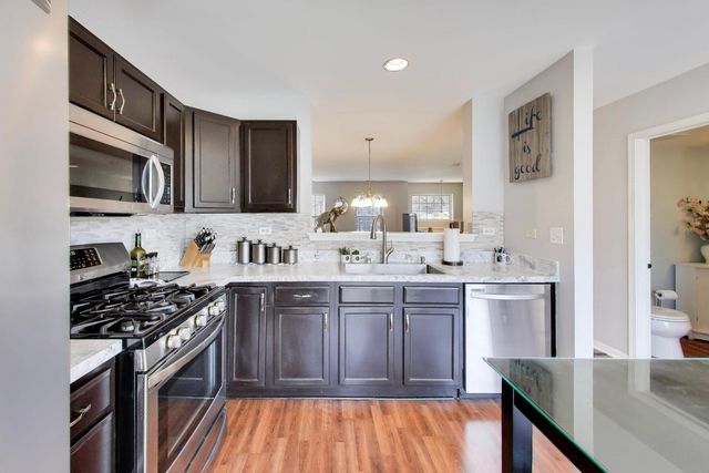 1286 SHAMROCK Lane, Pingree Grove, IL 60140