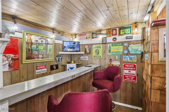 807 Fairfield School Road, Columbiana, OH 44408