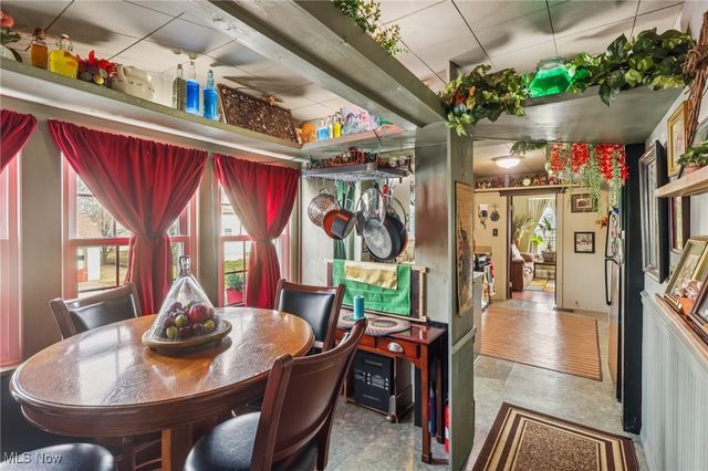 807 Fairfield School Road, Columbiana, OH 44408