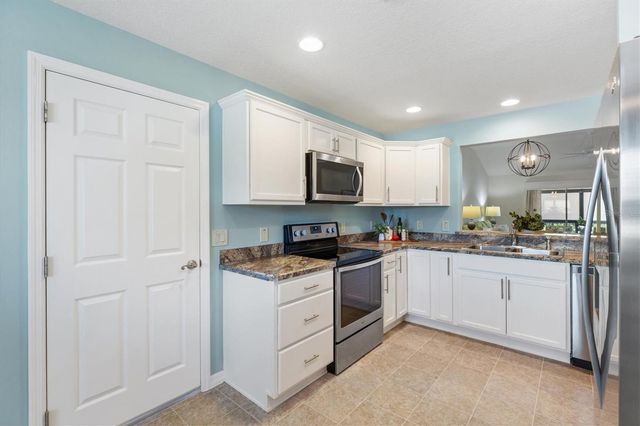 3104 BLACKSTOCK WAY, The Villages, FL 32163