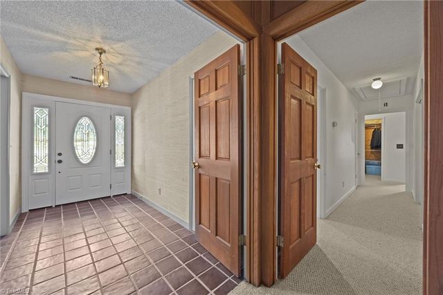 1448 Spring Hill Circle, Kernersville, NC 27284