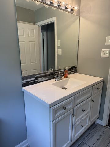 4176 Hampshire Pike, Hampshire, TN 38461