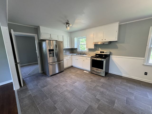 4176 Hampshire Pike, Hampshire, TN 38461