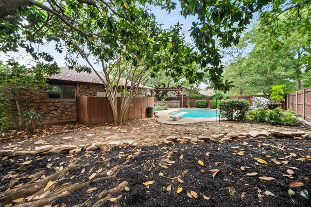 704 Whistler Drive, Arlington, TX 76006
