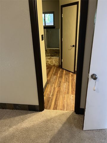 704 Whistler Drive, Arlington, TX 76006