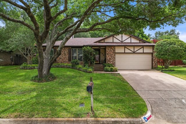 704 Whistler Drive, Arlington, TX 76006