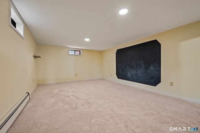 47 Eckert Road, Newington, CT 06111