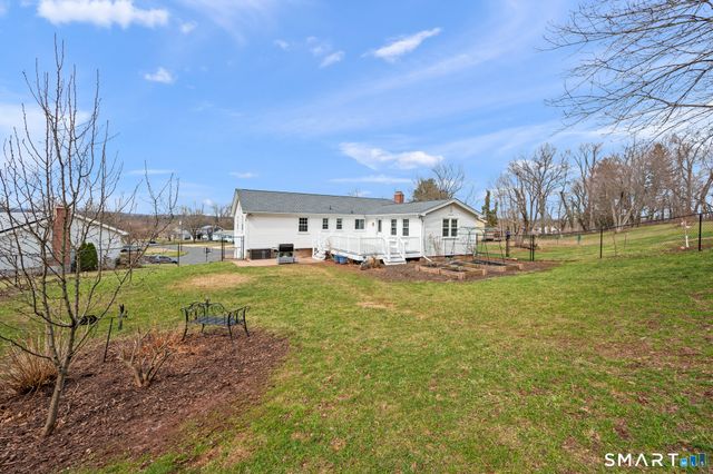 47 Eckert Road, Newington, CT 06111