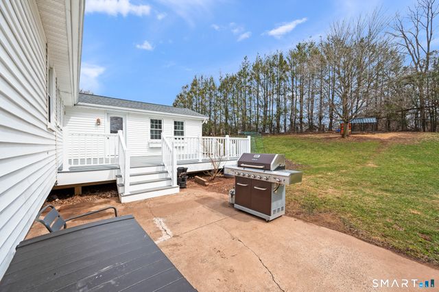 47 Eckert Road, Newington, CT 06111