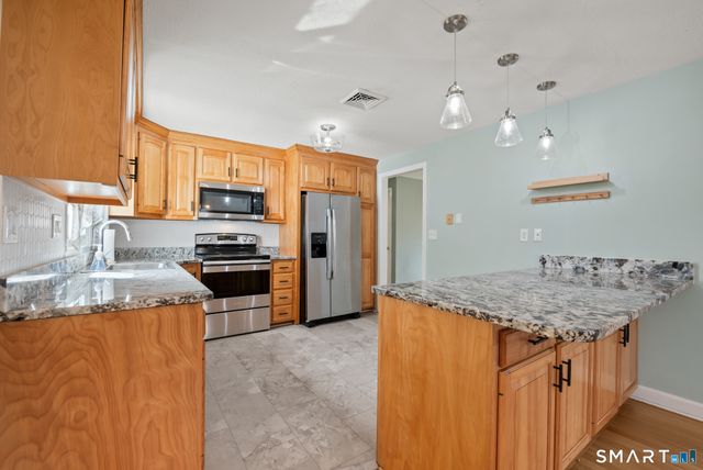 47 Eckert Road, Newington, CT 06111