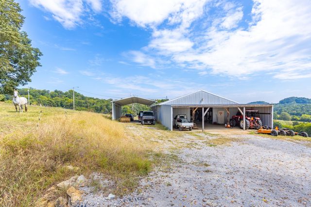 353 Major Rd, Cornersville, TN 37047