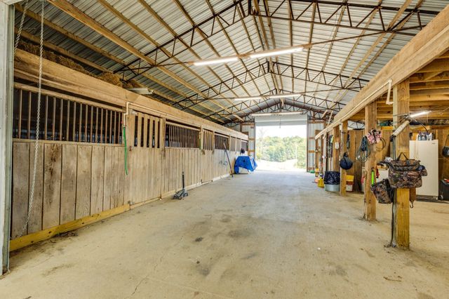 353 Major Rd, Cornersville, TN 37047