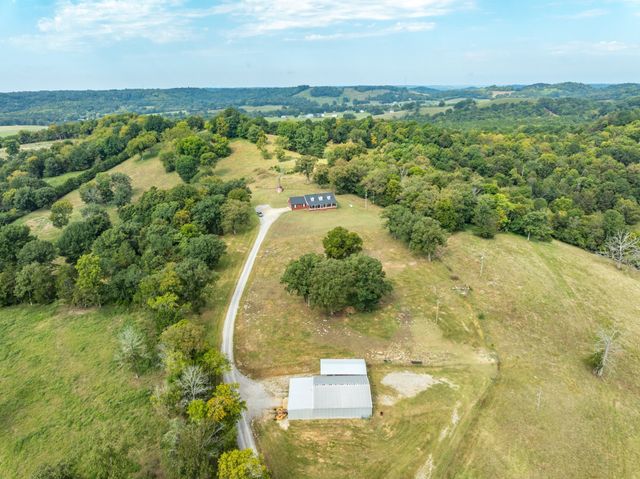 353 Major Rd, Cornersville, TN 37047