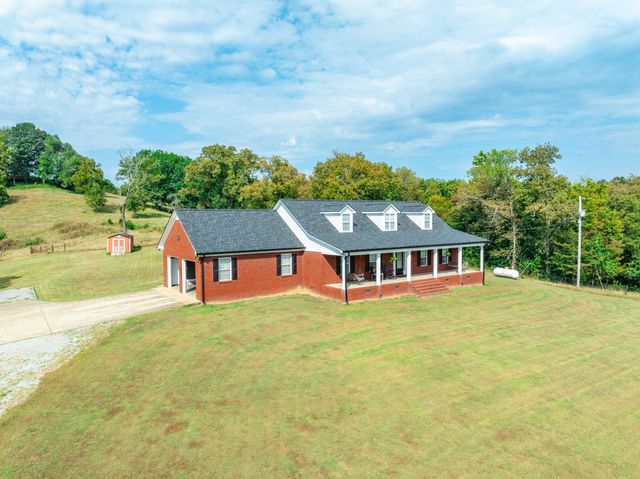 353 Major Rd, Cornersville, TN 37047