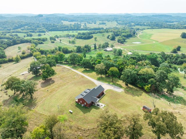 353 Major Rd, Cornersville, TN 37047