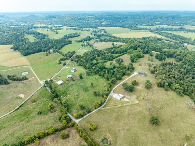 353 Major Rd, Cornersville, TN 37047