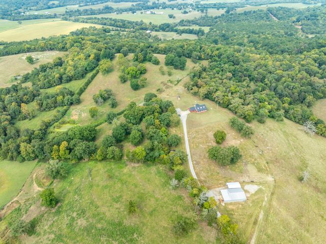 353 Major Rd, Cornersville, TN 37047