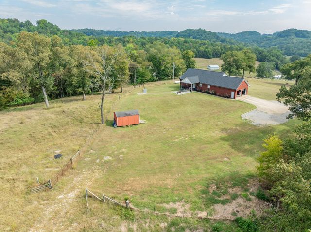 353 Major Rd, Cornersville, TN 37047