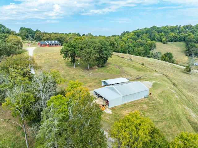 353 Major Rd, Cornersville, TN 37047