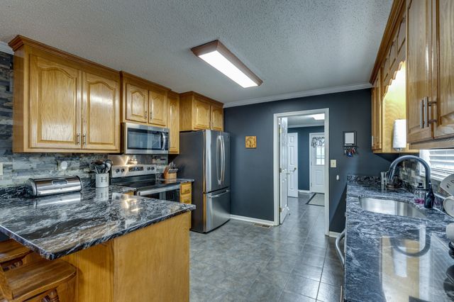 353 Major Rd, Cornersville, TN 37047