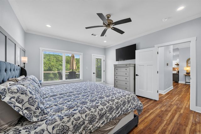 126 Morningside Dr, Hot Springs, AR 71913