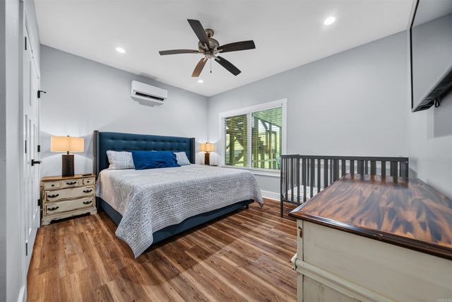 126 Morningside Dr, Hot Springs, AR 71913
