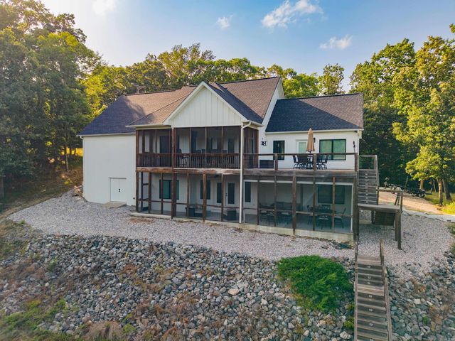 126 Morningside Dr, Hot Springs, AR 71913