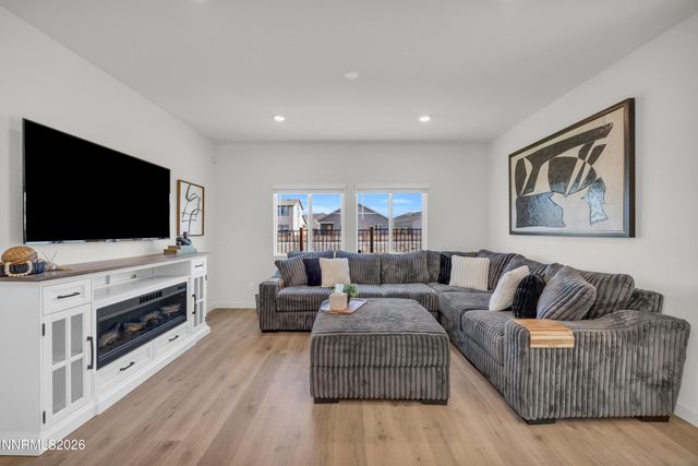 7558 Grassy Plains Drive, Reno, NV 89506