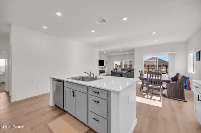 7558 Grassy Plains Drive, Reno, NV 89506