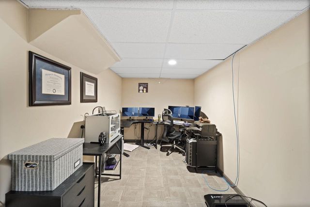 6105 25th AVENUE, Kenosha, WI 53143