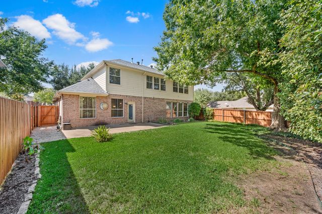 6605 Fox Glen Drive, Arlington, TX 76001