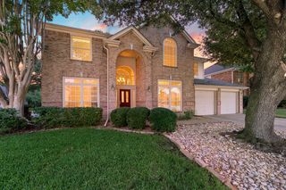 6605 Fox Glen Drive, Arlington, TX 76001