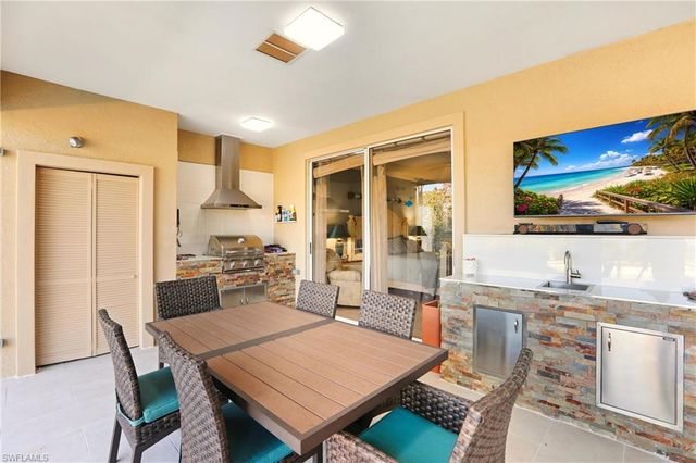 11180 Phoenix WAY, Naples, FL 34119