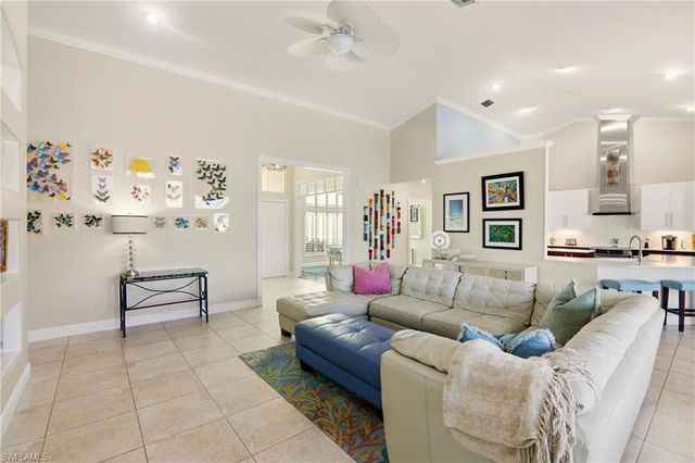 11180 Phoenix WAY, Naples, FL 34119