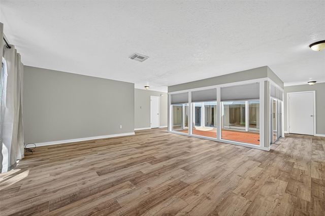 10402 Gulfstream Lane, Sugar Land, TX 77498