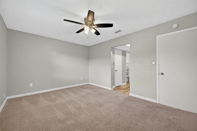 10402 Gulfstream Lane, Sugar Land, TX 77498