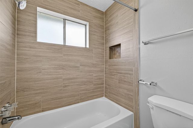 10402 Gulfstream Lane, Sugar Land, TX 77498