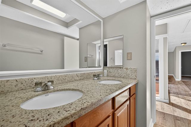 10402 Gulfstream Lane, Sugar Land, TX 77498