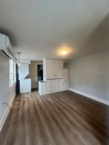 1713 29TH STREET W, Bradenton, FL 34205
