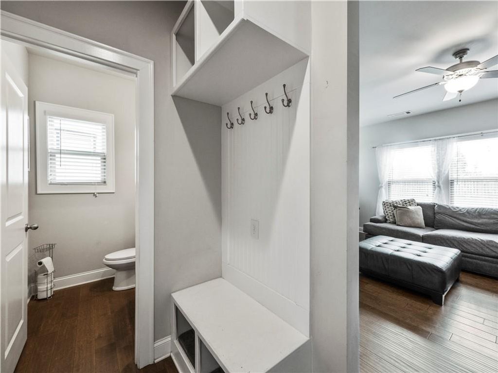 Image 26 of property listing at 5730 Arbor Green Circle, Sugar Hill, GA 30518