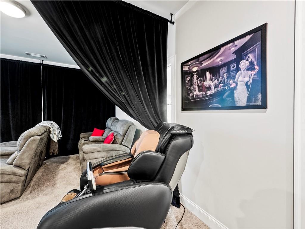 Image 28 of property listing at 5730 Arbor Green Circle, Sugar Hill, GA 30518