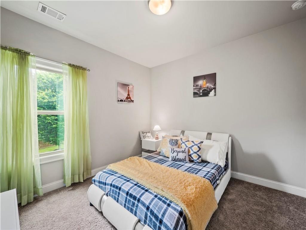 Image 39 of property listing at 5730 Arbor Green Circle, Sugar Hill, GA 30518