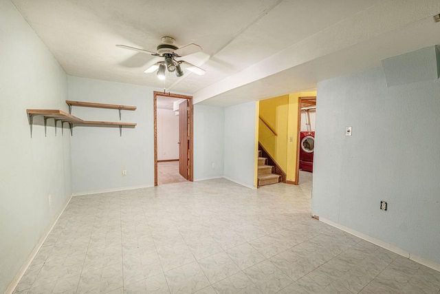 195 ASH Street, Oregon, WI 53575