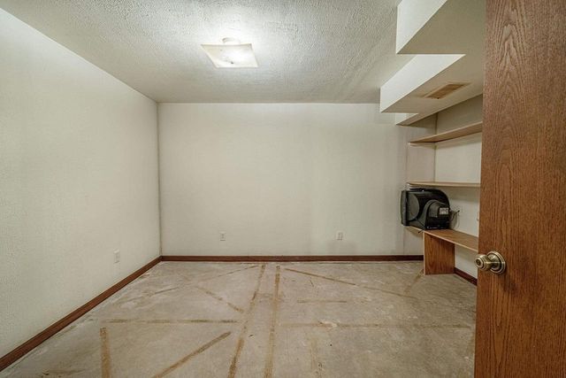 195 ASH Street, Oregon, WI 53575